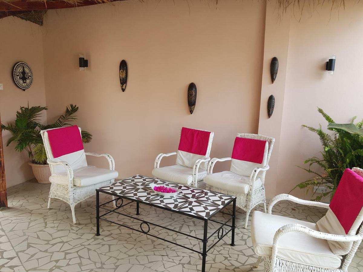 קולולי Mandinka Lodge מראה חיצוני תמונה