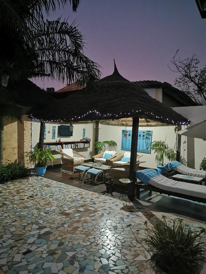 קולולי Mandinka Lodge מראה חיצוני תמונה
